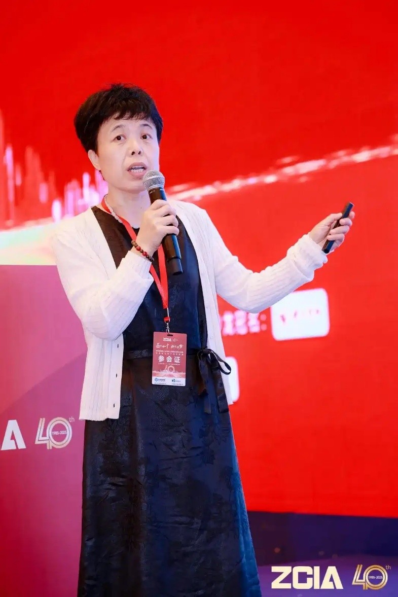 完美体育在线登录花首发分散剂，颜料助剂一体化亮相浙江涂料年会